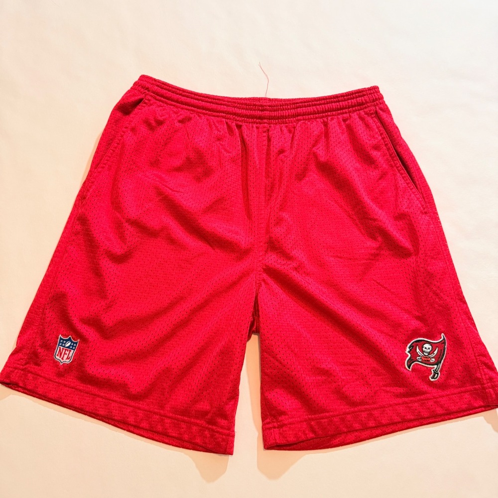 Reebok Tampa Bay Buccaneers NFL Shorts Mens Medium Red Mesh Y2K 2010